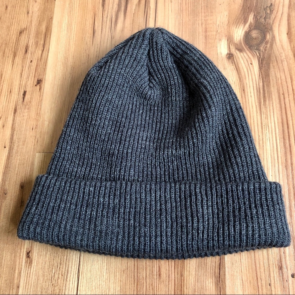 Beanie ‘Who’s Your ONE?’ Men’s Unisex - Picture 2 of 12